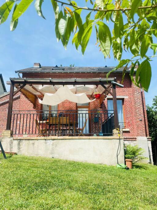 Ferienwohnung Cocon Familial Laon Exterior foto